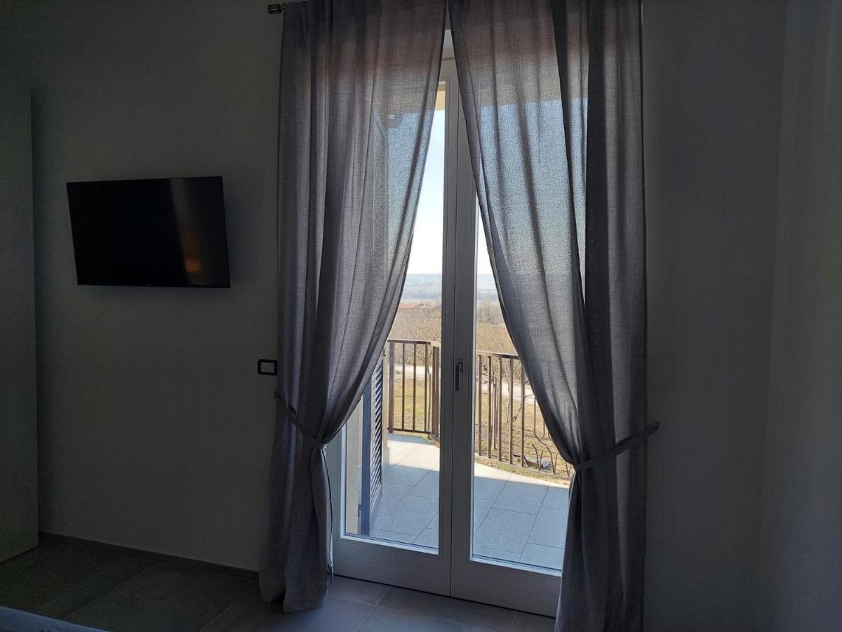Вилла La Casa In Rivalta Verduno Экстерьер фото